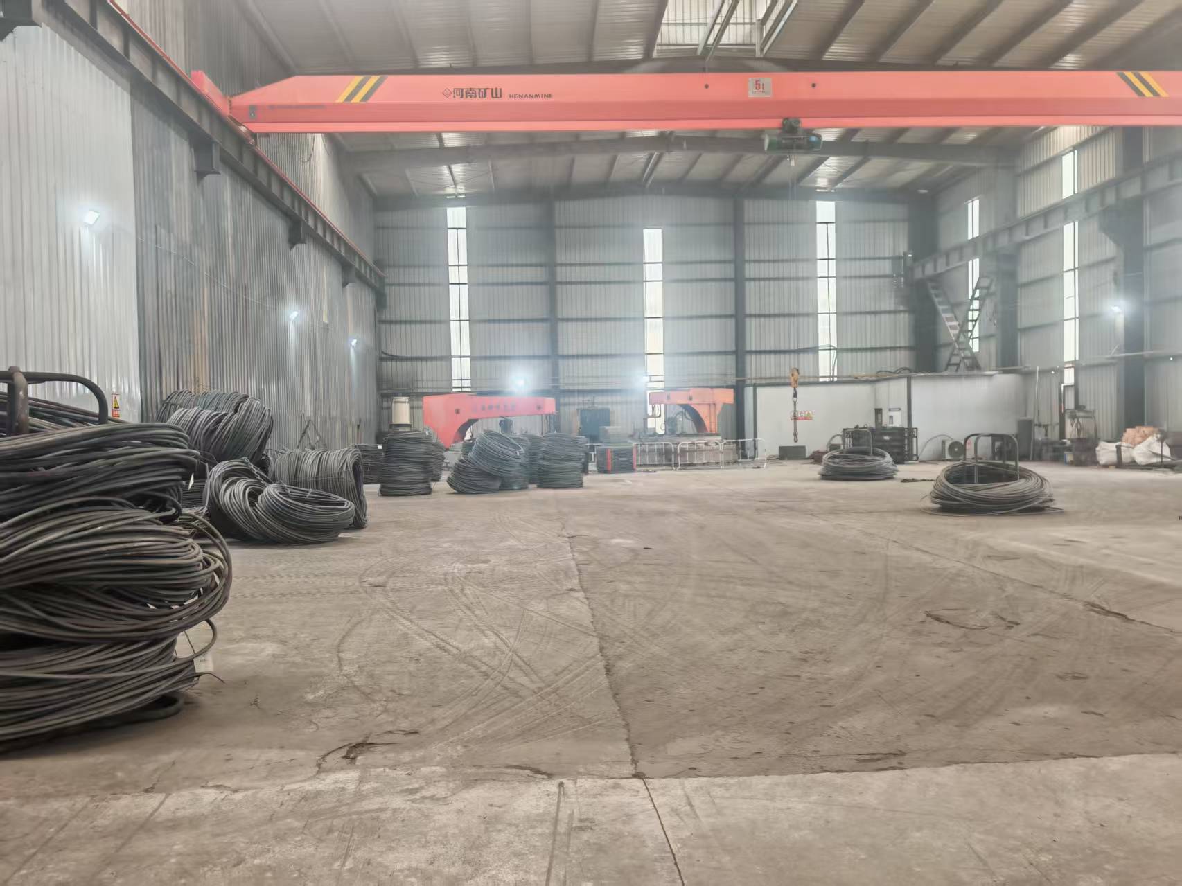 ISO9001-certified partner warehouse with 5t overhead crane for safe material handling